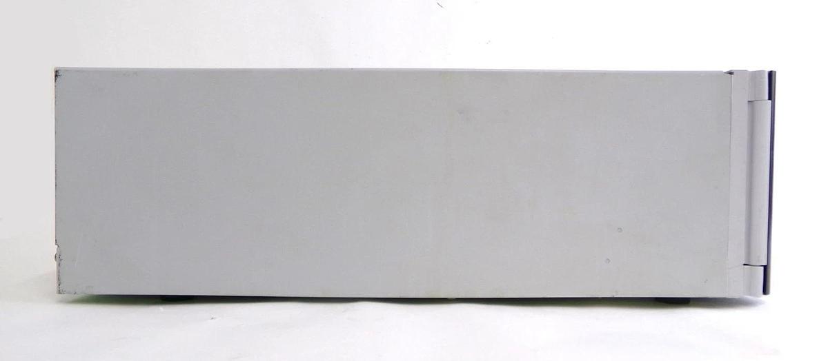 Used Shimadzu 228-45000-32 Liquid Chromatography LC-20AD V1.06 Untested Dented As-Is