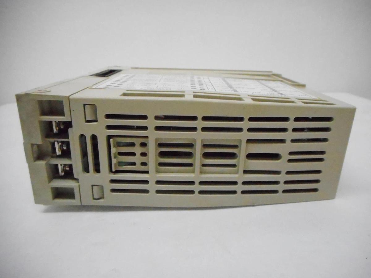 Used Yamatake DMC50CS Multi-Loop Controller DMC50 Nikon 4T081-669 Working Surplus