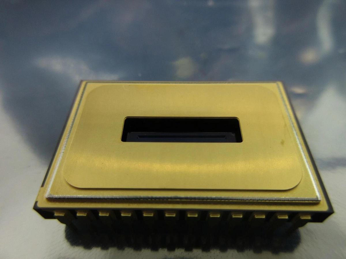 Used Hamamatsu S9037-0902N Window-Less CCD Area Image Sensor FW08 388 Nikon Working
