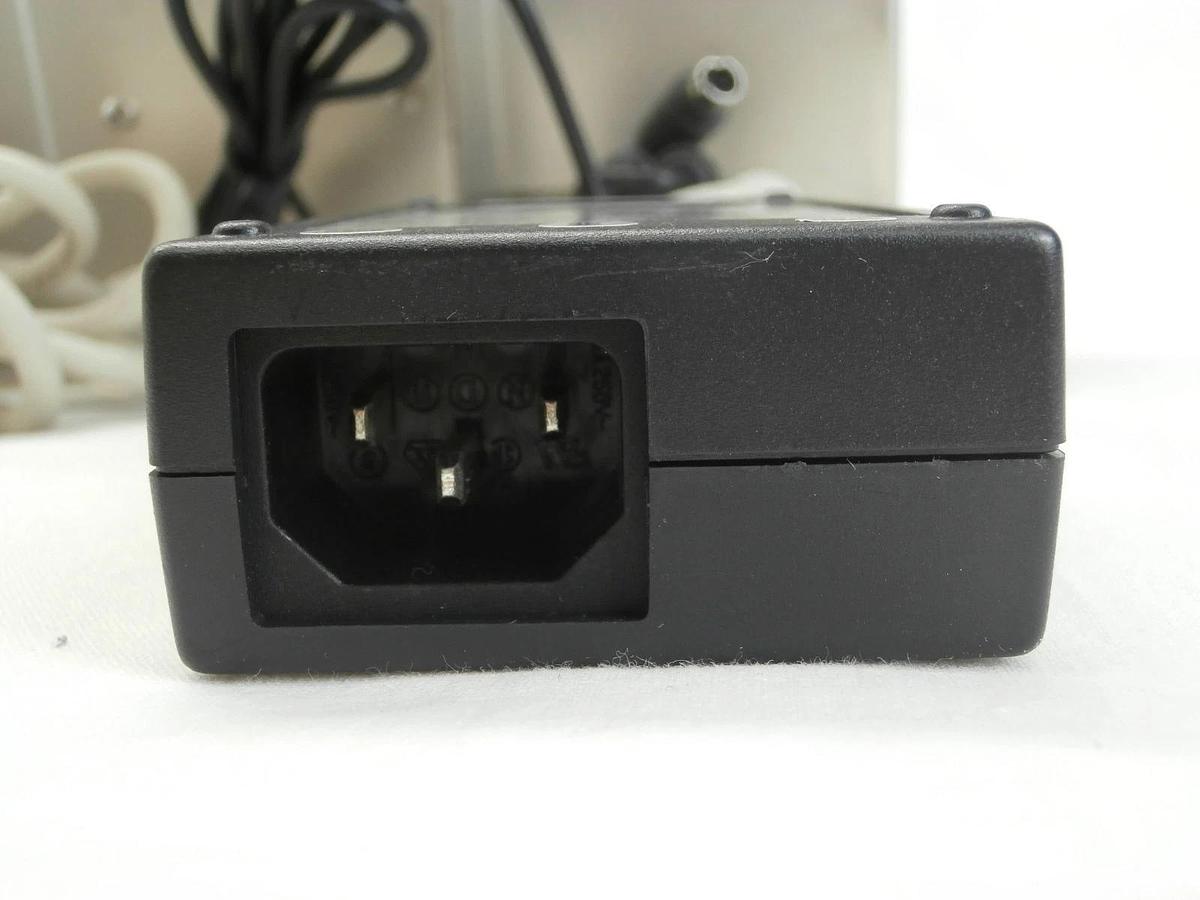 Used Hitachi Operator Interface Panel Keyboard and Monitor M-712E Used Working
