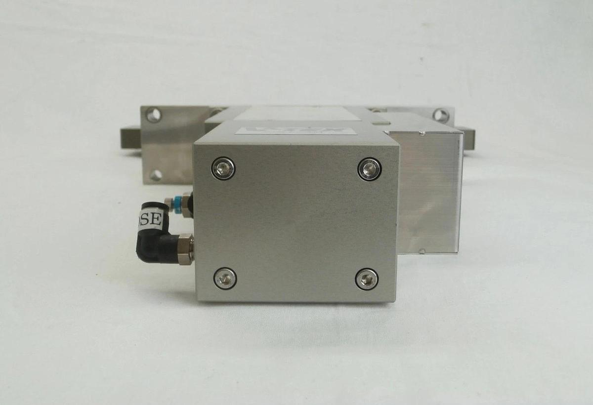 Used V-Tex 3D80-001812-V1 Door Slit Valve ROLLCAM TEL Tokyo Electron Used Working