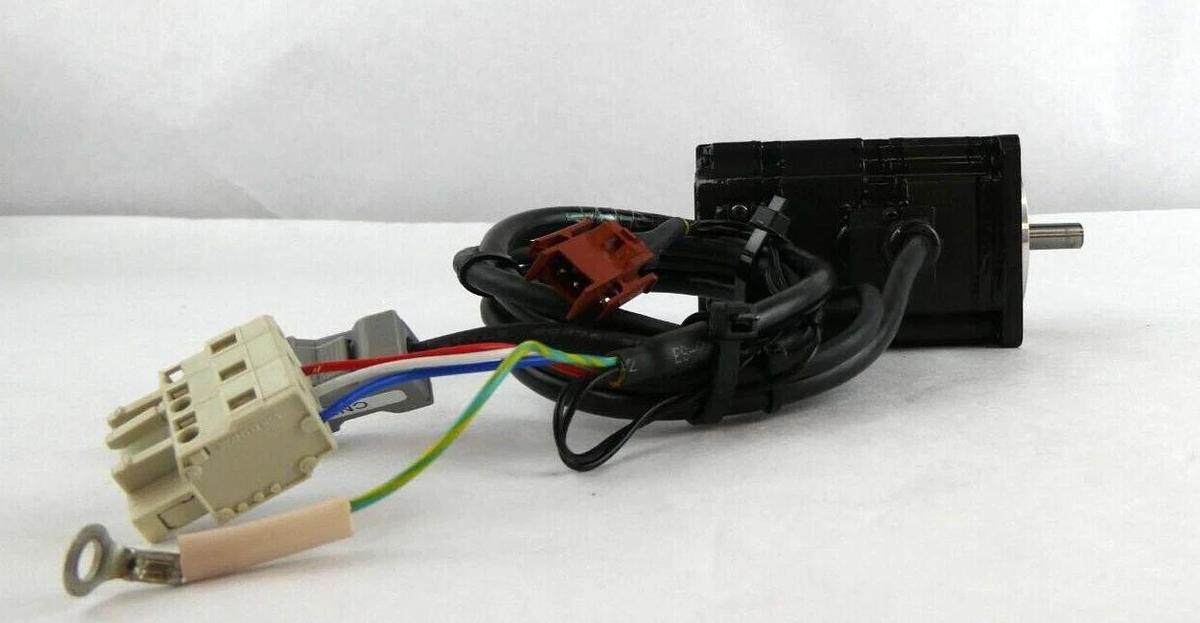 Used Yaskawa Electric SGMPH-01AAE-YA11 AC Servo Motor Assembly Lot of 4 Working