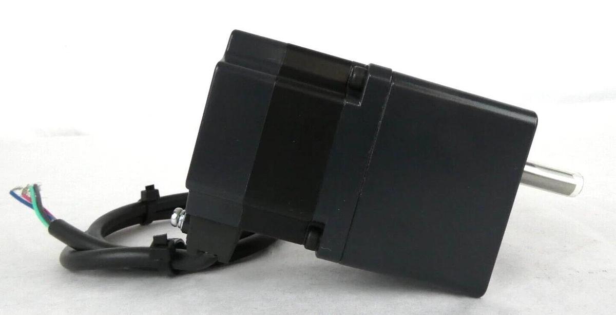 Oriental Motor PK564AE-T7.2 5-Phase Stepping Motor VEXTA TEL DS040-003870-1 New