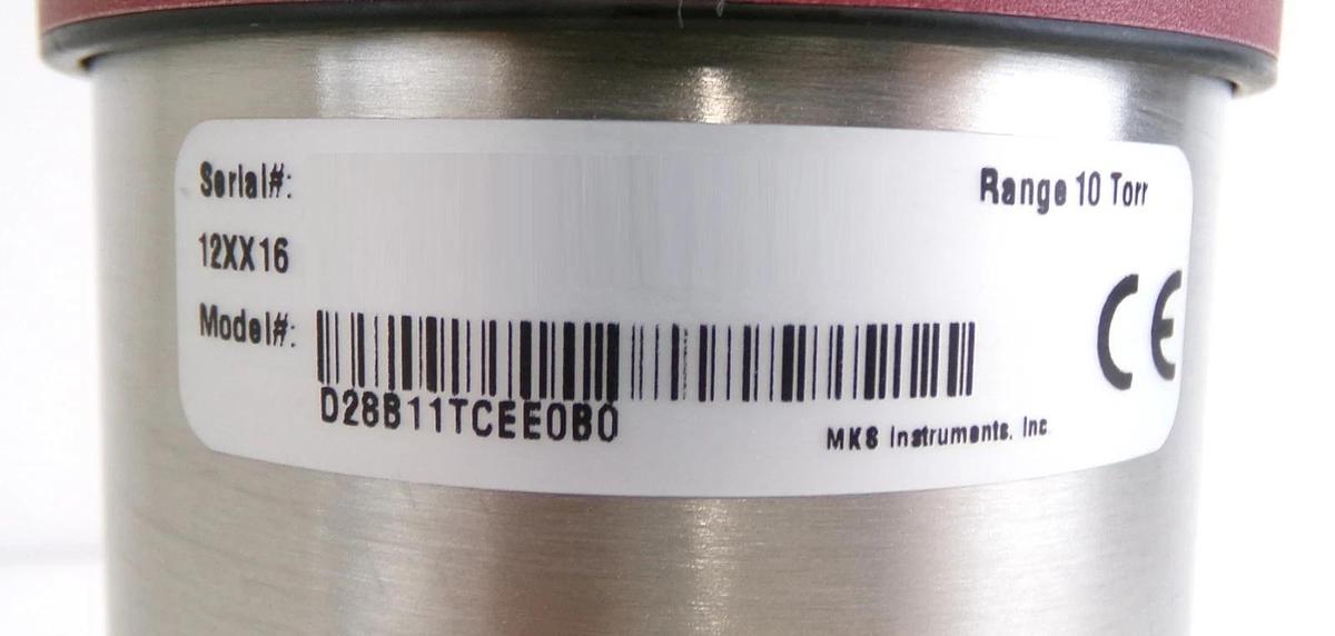 Used MKS Instruments D28B11TCEE0B0 Baratron Dual Range Manometer Dented Surplus