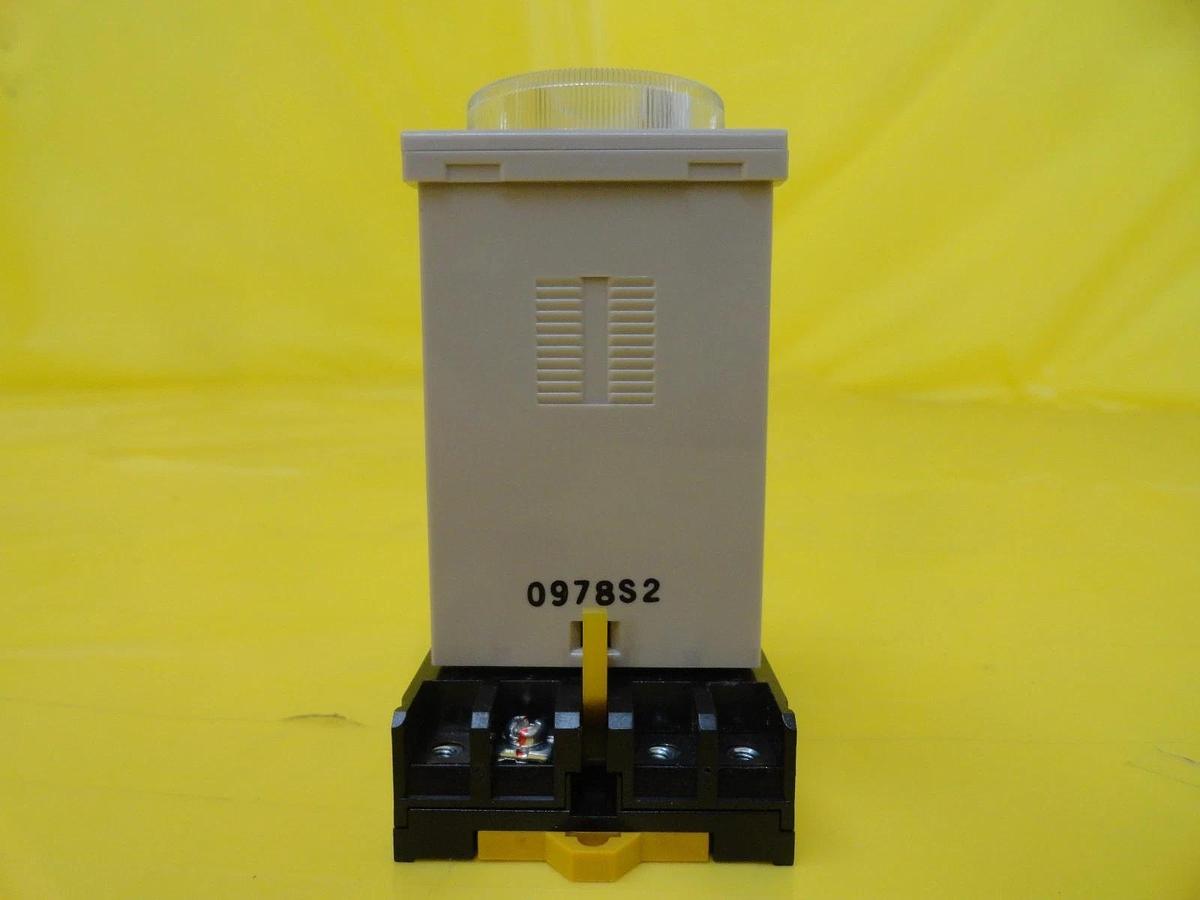Used Omron H3CR-H8L Timer Relay H3CR-A8 Reseller Lot of 4 Used Working