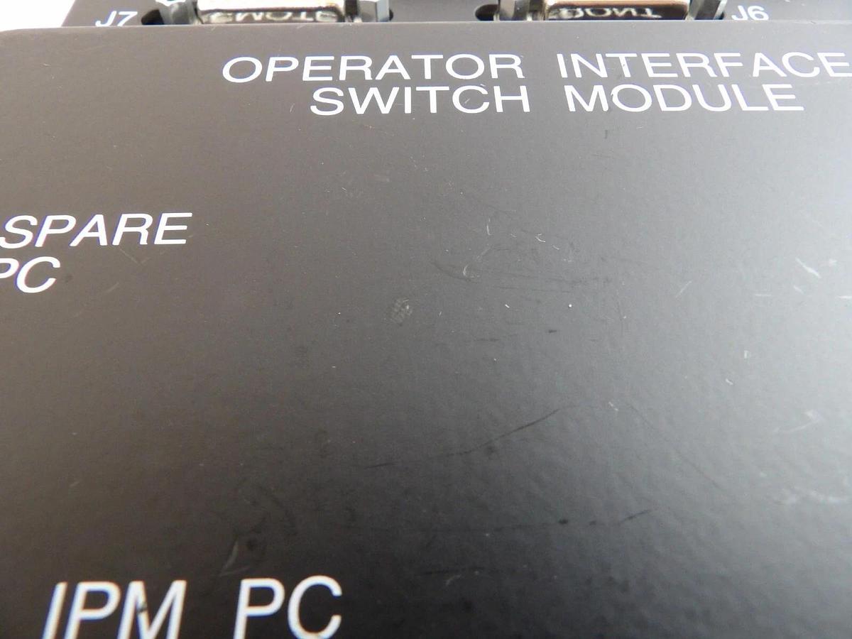 Used AMAT Applied Materials 0100-04164 Monitor/KB/Serial Light Pen Switch Working