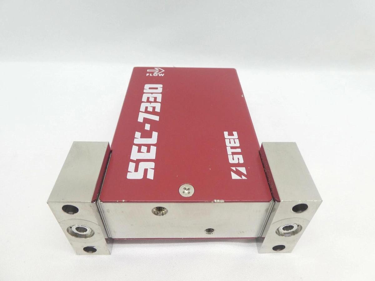 Used STEC SEC-7330M Mass Flow Controller MFC SEC-7330 500 SCCM H2 Working Surplus