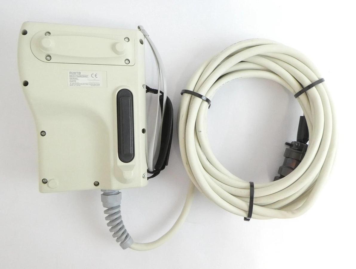 Used Mitsubishi BKO-FA0823H07 Hand Held Robot Teach Pendant Controller R28TB Surplus