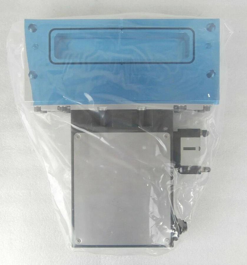 VAT 02010-BA44-1004 Rectangular Gate Valve MONOVAT Series 02 New Surplus