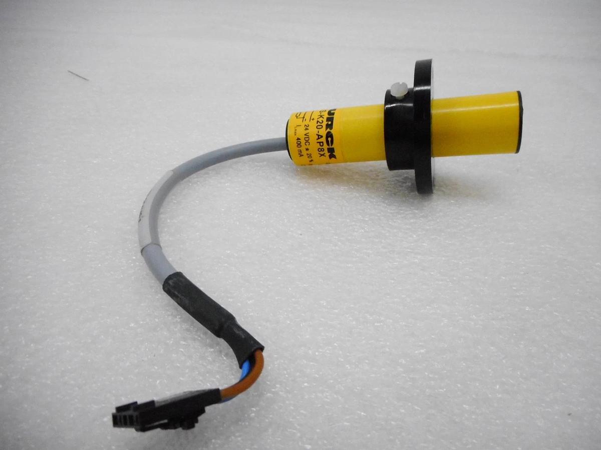 Used Turck FCS-K20-APX8 Air Flow Monitor ASM 1026-745-01 Lot of 8 Used
