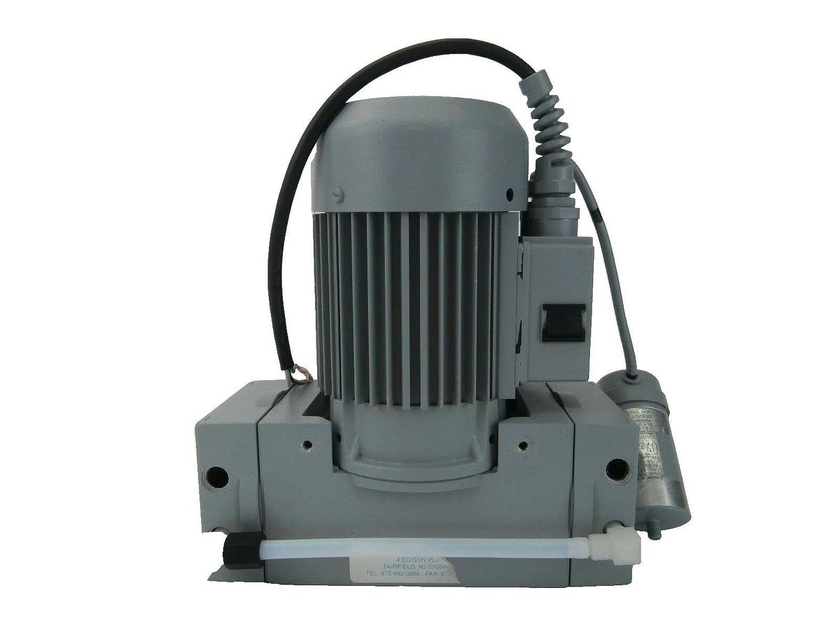 Used Vacuubrand MZ 2C Chemistry Diaphragm Vacuum Pump Tested Working