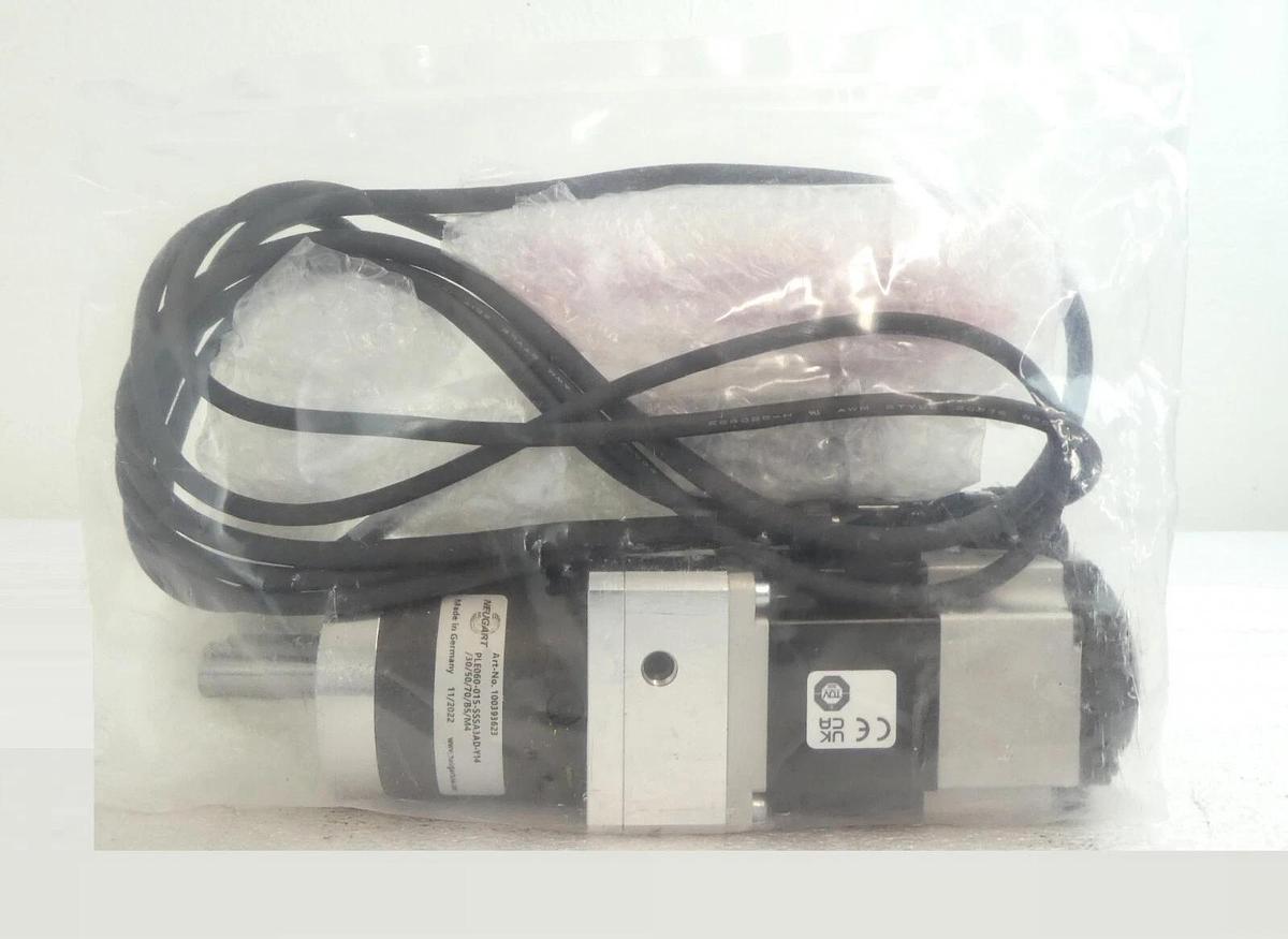 Sanyo Denki R2AA06020FP00M AC Servo Motor W/Gearhead Sanmotion R New Surplus