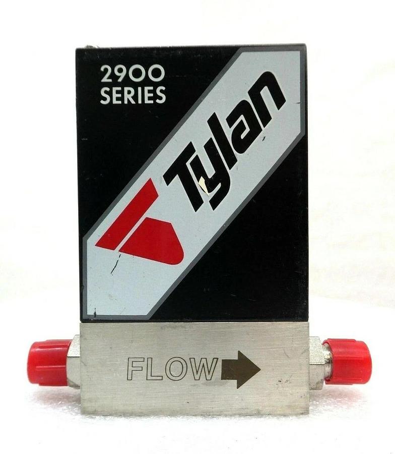 Used Tylan FC-2900V Mass Flow Controller MFC 2900 Series 200 SCCM CF4 Used Working