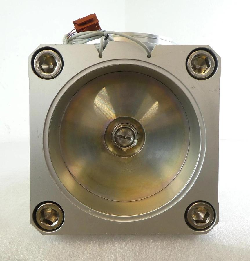 Used SMC XLA-160DA-M9BA Pneumatic High Vacuum Angle Valve AMAT 0090-01100 Surplus