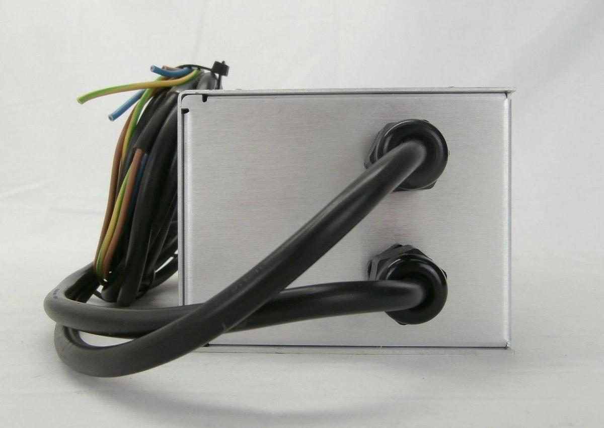 Used ESI Electro Scientific Industries 76892 Power Distribution Unit 9250 Laser Spare