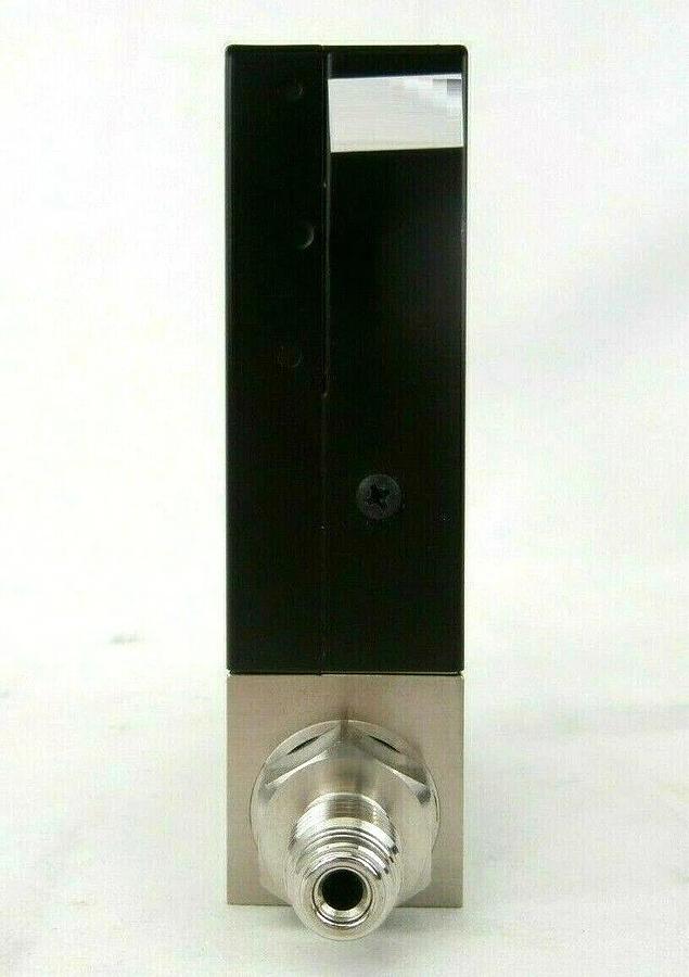 Used Aera FC-7810CU Mass Flow Controller MFC 1 SLPM CL2 Working Spare