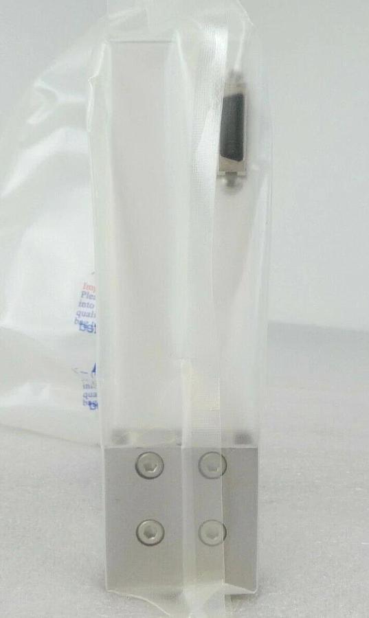 Fujikin FCSP7002W-4WS1-F160-A3 Flow Control System P7000 WR TEL 015-021348-1 New