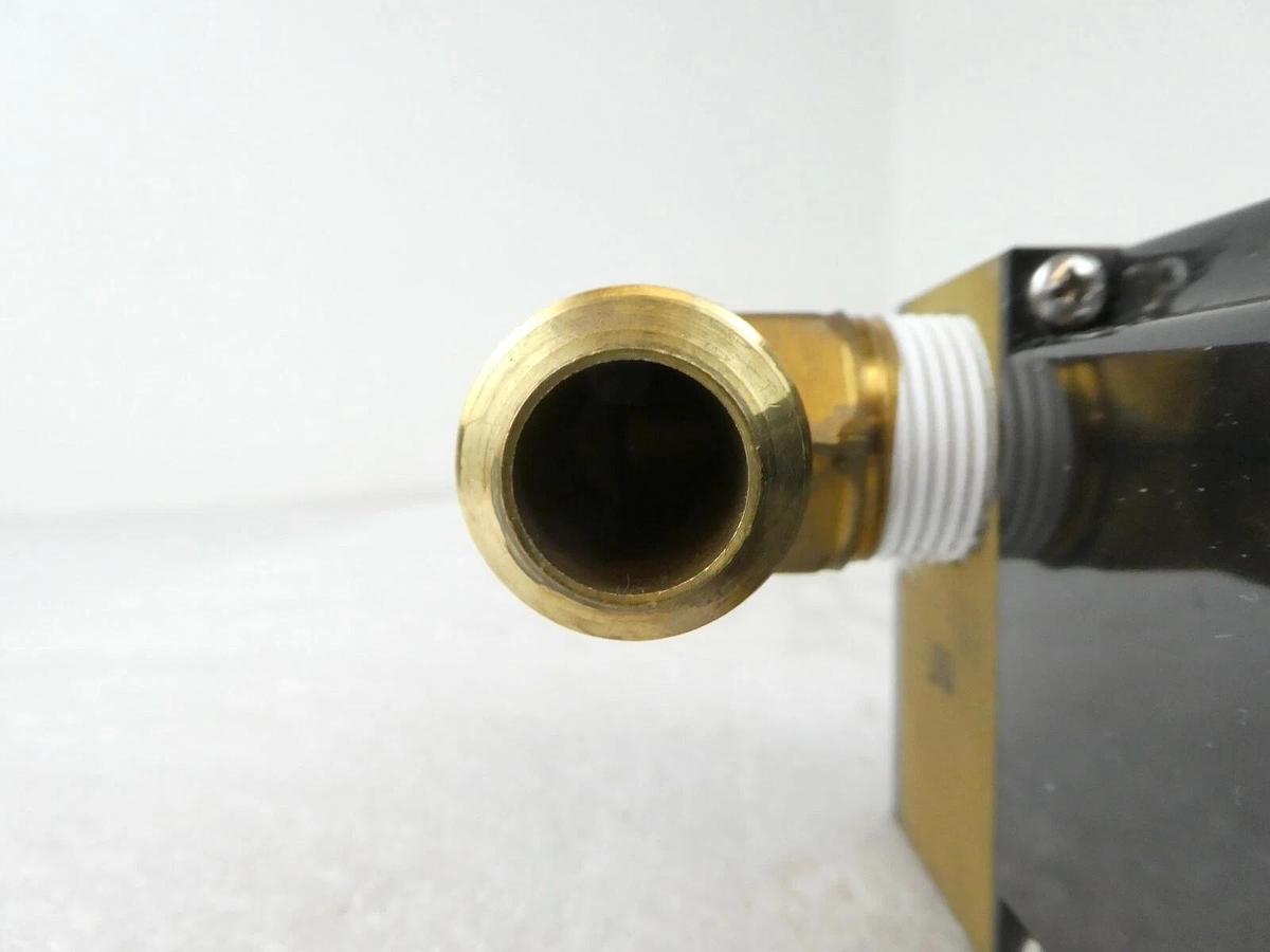 Used Proteus 9160B24P6 Flow Meter AMAT Applied Materials 0190-35440 Lot of 2 Working