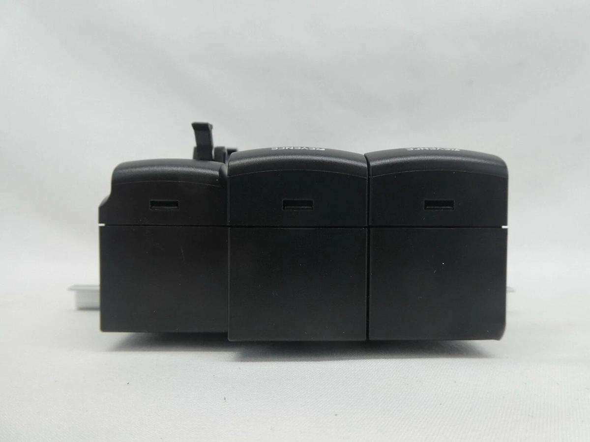 Used Keyence FS Photoelectric Sensor Assembly FS-2503 FS-2502 Nikon NSR FX-601F Spare