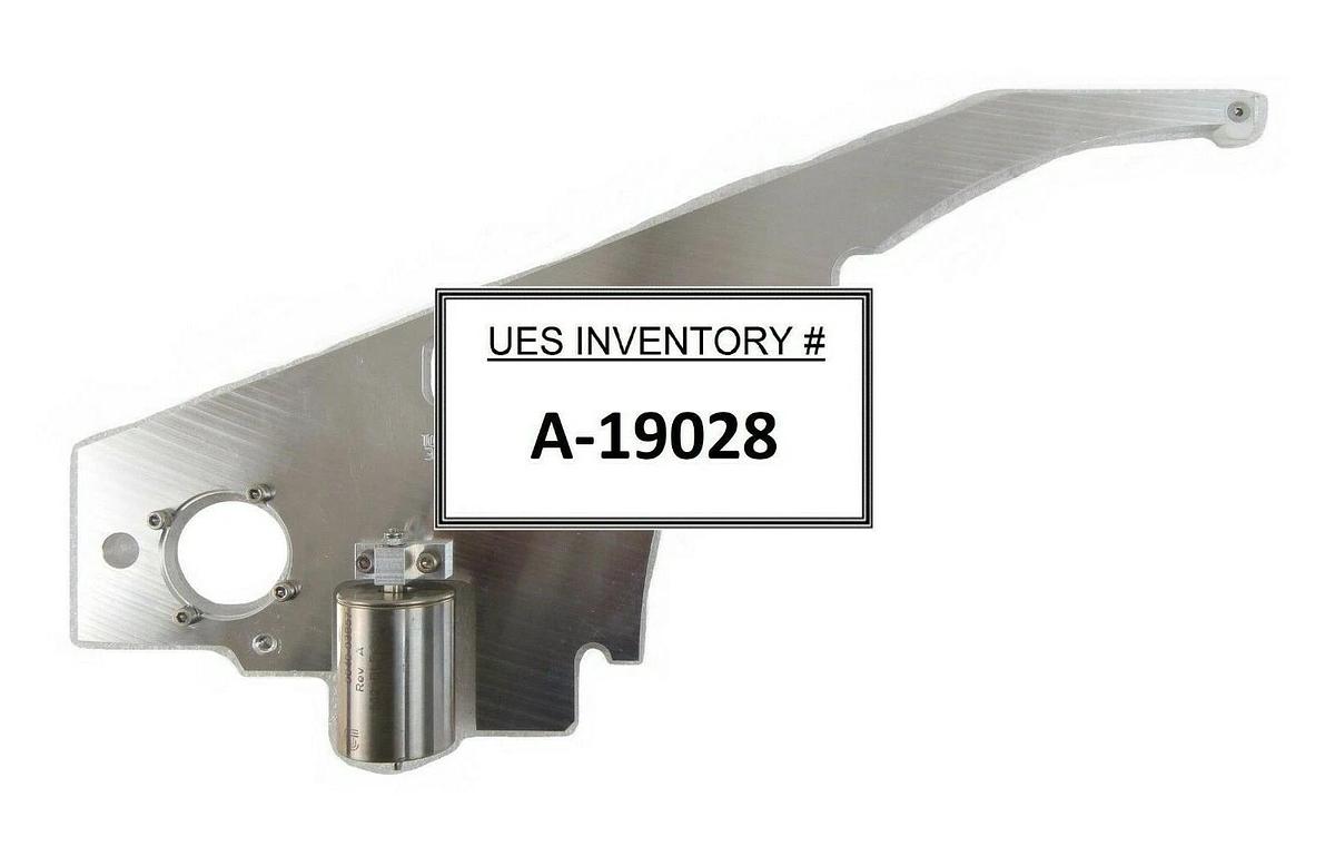Used AMAT Applied Materials 0040-80142 Upper RH 300mm Gripper Claw 0040-03857 Working