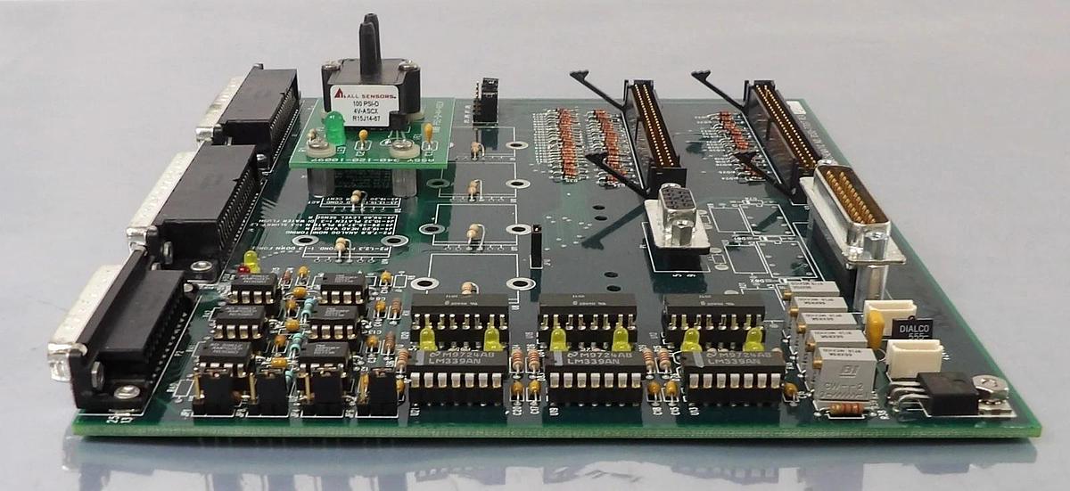 Used AMAT Applied Materials 0100-77017 Lower Pneumatic PCB Working Surplus
