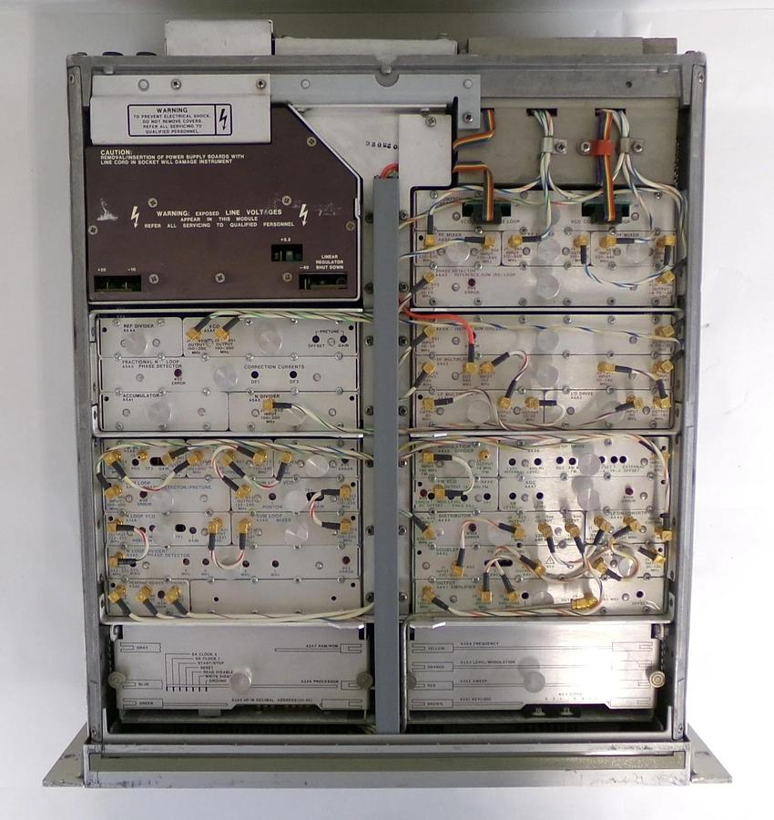 Used HP Hewlett-Packard 8662A Synthesized Signal Generator Option 001 Untested Spare