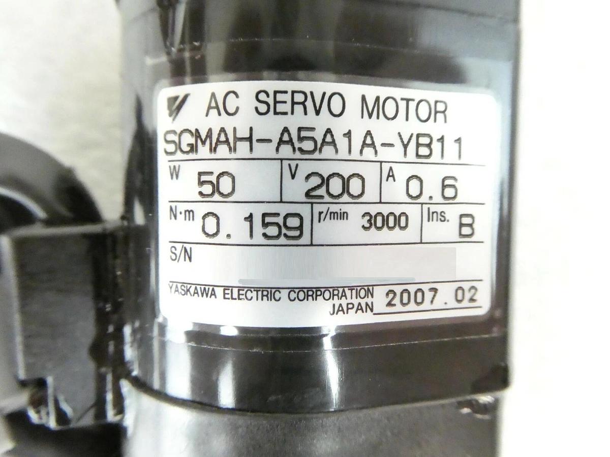 Used Yaskawa Electric SGMAH-A5A1A-YB11 Servo Motor Lot of 2 Nikon NSR FX-601F Working