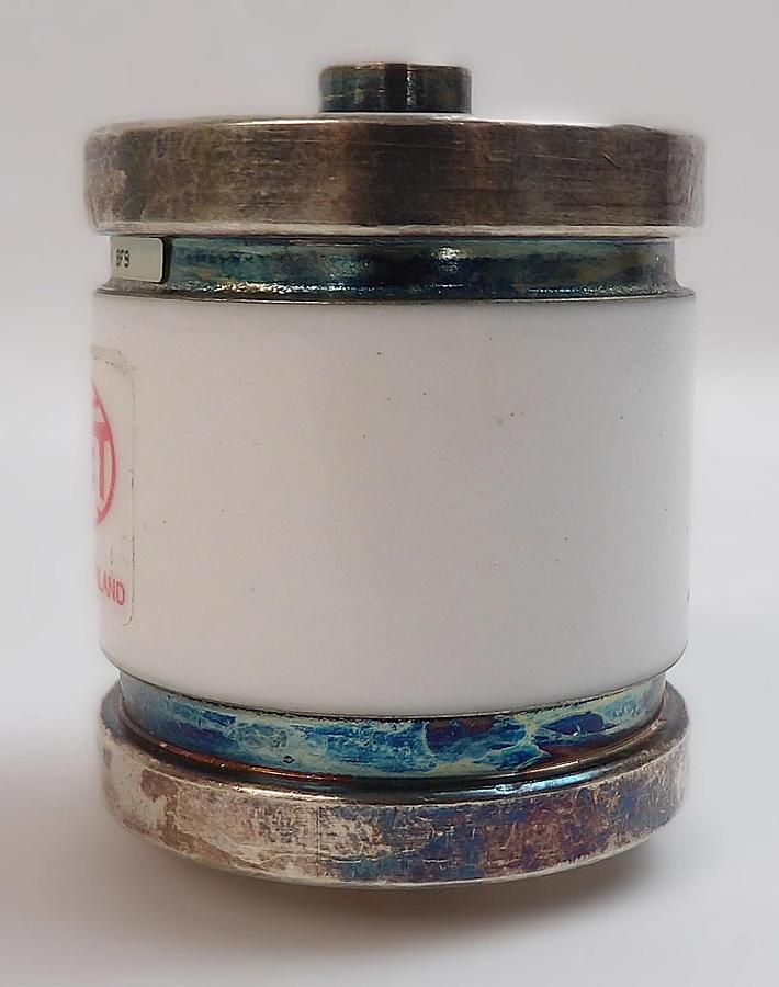 Comet CFMN-150CAC/15-AF-E Fixed Vacuum Capacitor Lot of 5 New