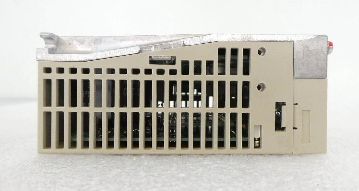 Used Yaskawa Electric SGDS-01A72AY582 Servo Drive SERVOPACK SynqNet Lot of 2 Working