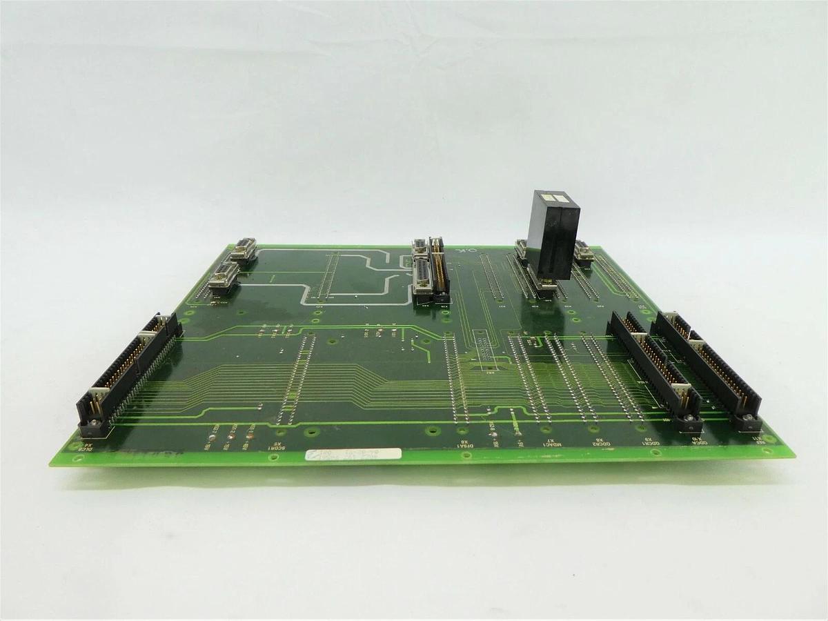 Used FEI Company 4022 192 56452 Backplane PCB 4022 197 94561 XL 30 ESEM Working