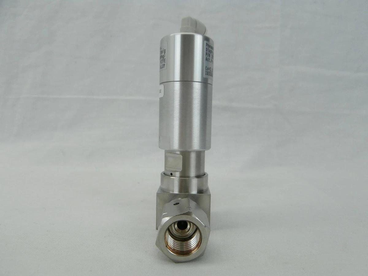 Used AMAT Applied Materials 3870-03867 Pneumatic N.C. Diaphragm Valve Working Surplus