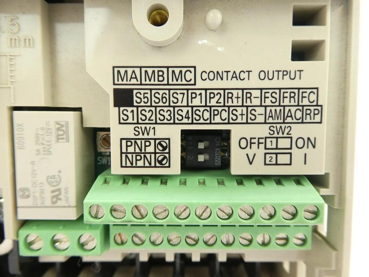 Used Yaskawa Electric CIMR-V7AA21P5 Inverter Drive VS Mini V7 No Cover Nikon NSR