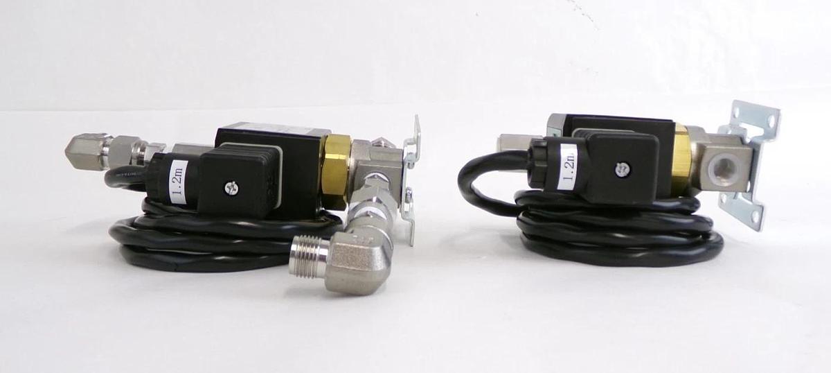 CKD FWG51-8-4-D2G Solenoid Valve Lot of 5 New Surplus