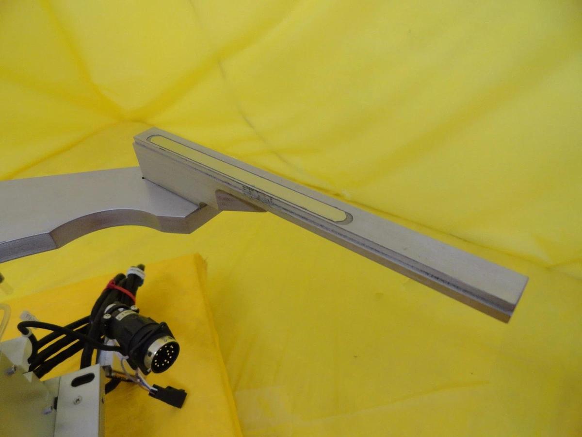 Used Kawasaki NS110C-B001 300mm Chuck Bot Robot 4K192-238-4 NSR-S307E DUV Working