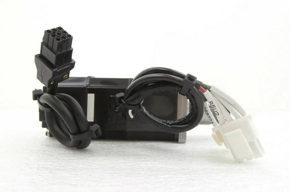 Used Mitsubishi Electric HC-MF23BG1-UE AC Servo Motor 200W Working Spare