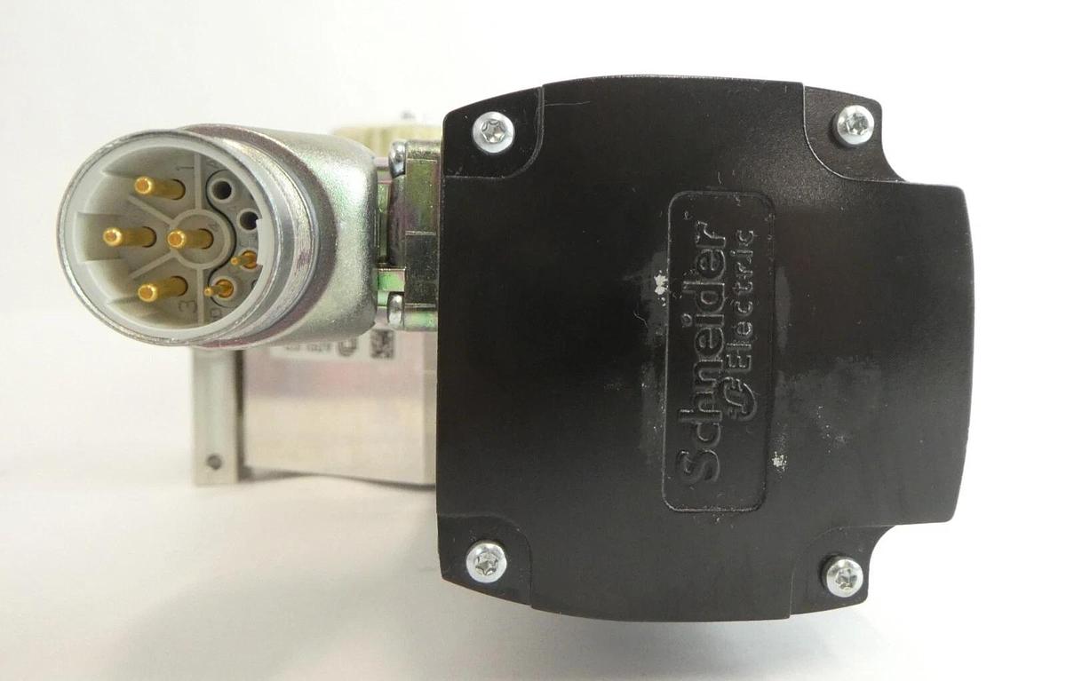 Used AMAT Applied Materials 8401.0001 Target Rotation Synchronous Motor Working
