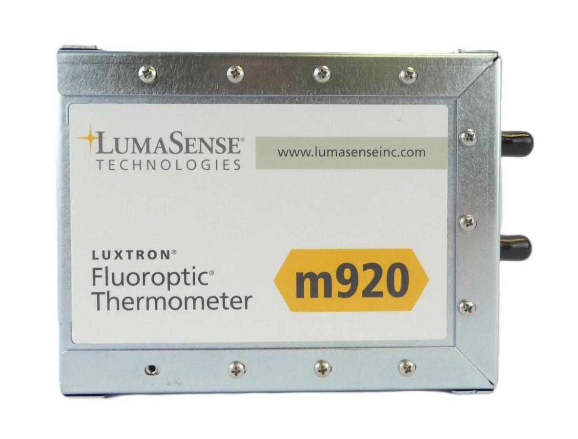 LumaSense Technologies SQ11698L Fluoroptic Thermometer m920 AMAT 3930-00656 New