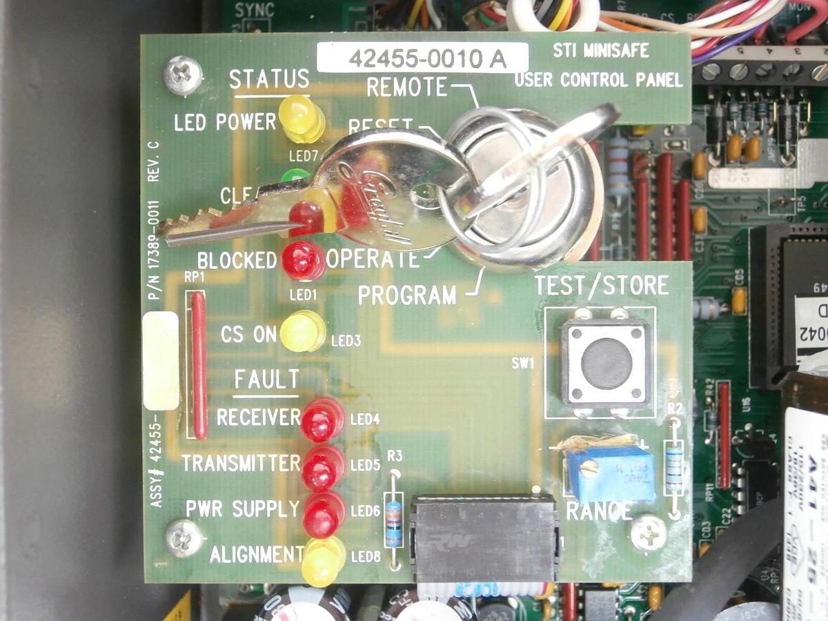 Used Sti 70011-1000 Light Curtain Controller MiniSafe/FlexSafe 4300B-2 MS43-B2-AC1