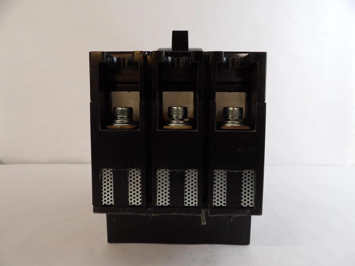 Used Terasaki Electric TL-225B 200 Amp 3-Pole Circuit Breaker Module Working