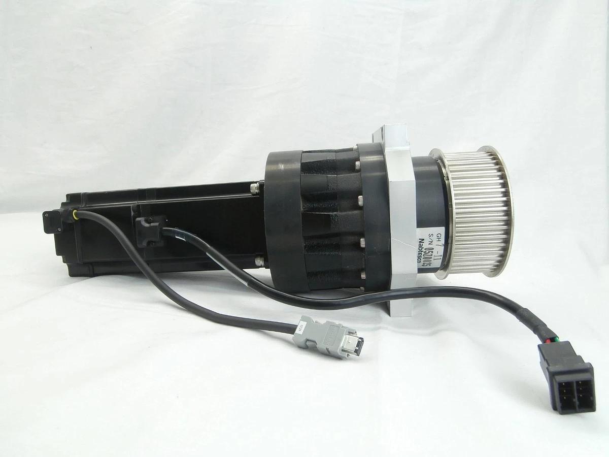 Used Yaskawa SGMAS-12ABA-TE12 AC Servo Motor TEL 5085-407038-11 PRA Lithius Working