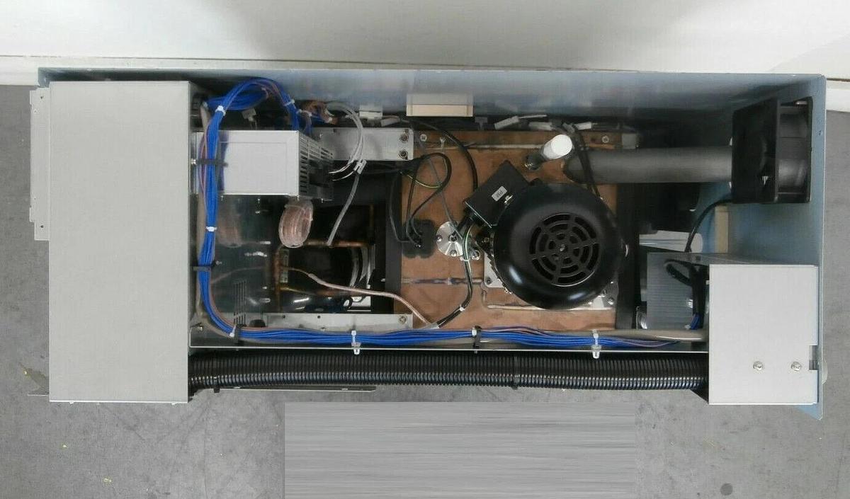 Used SMC HRZ004-H-Z Series HRZ THERMO CHILLER Galden HT200 Working Surplus