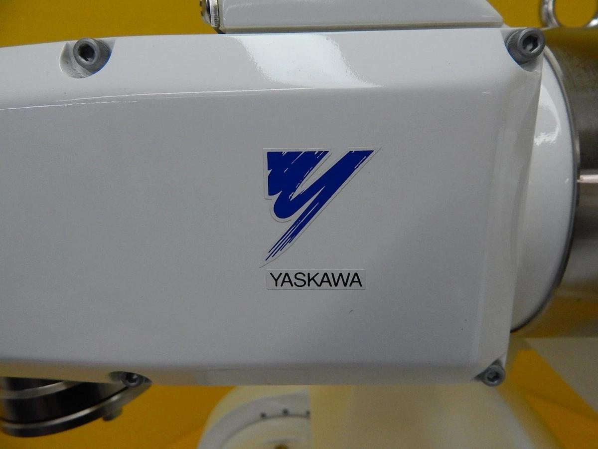 Used Yaskawa Electric YR-CRJ3-A00 Industrial Robot MOTOMAN Untested Surplus