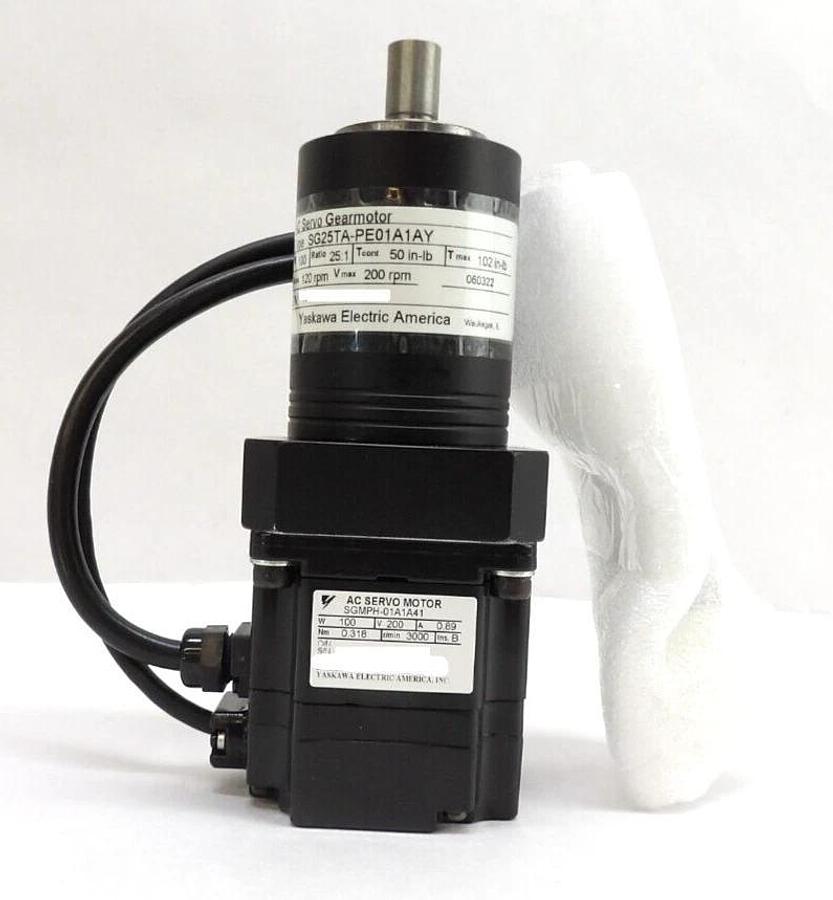 Used Yaskawa Electric SGMPH-01A1A41 AC Servo Motor W/Gearmotor LP 050-M02-25 Working