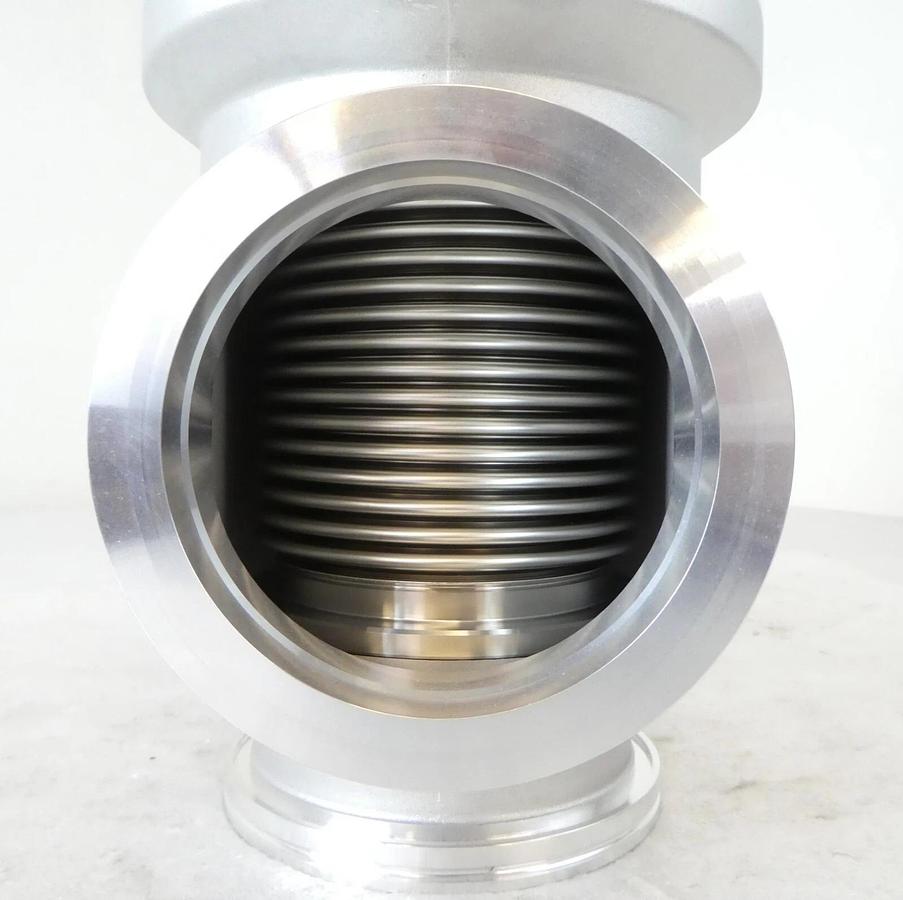 Used VAT 26440-QA21-CML1 High Vacuum HV Angle Valve Bellows Series 26 Working Spare