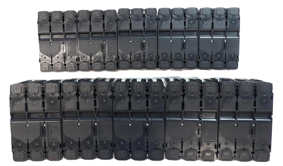 Used Schneider Electric LV431390 Compact Circuit Breaker NSX 250B Lot of 10 Working