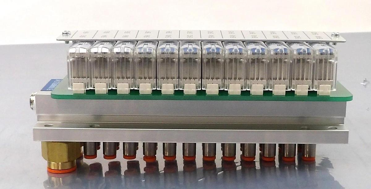 Used SMC VV100-49-X240 24-Port Pneumatic Manifold AMAT 0190-19363 Working Surplus
