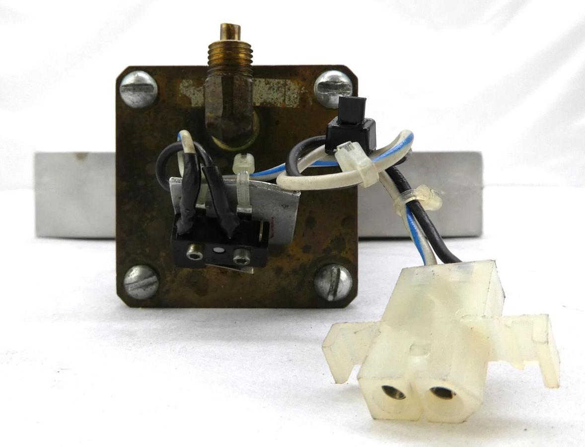 Used Varian Vacuum Technologies F3169001 Source Gate Valve Assembly Working Surplus