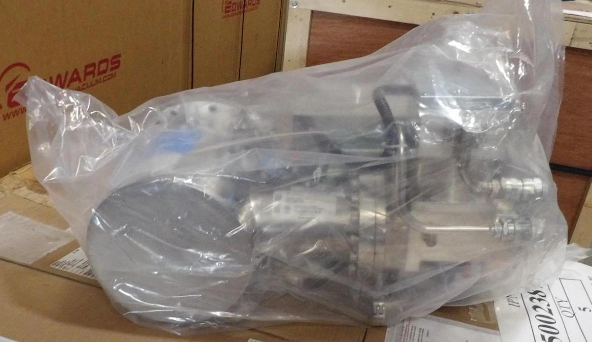 Refurbished CTI-Cryogenics 8116551G002R On-Board P300 Cryopump Manufacturer Refurbished
