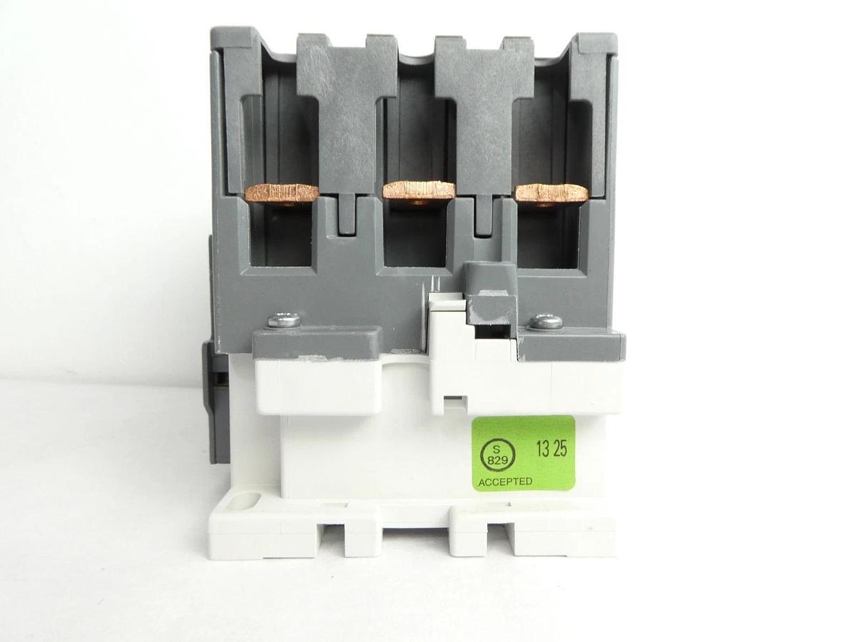 ABB AF95B-30-11RT Contactor ASM 1057-913-01 New Surplus