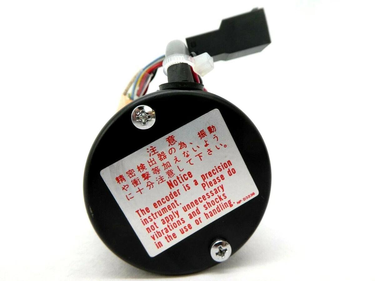 Used Yaskawa UTOPI-100SC Servo Motor QM Series UGQMEM-01SNQ81 Nikon NSR Working